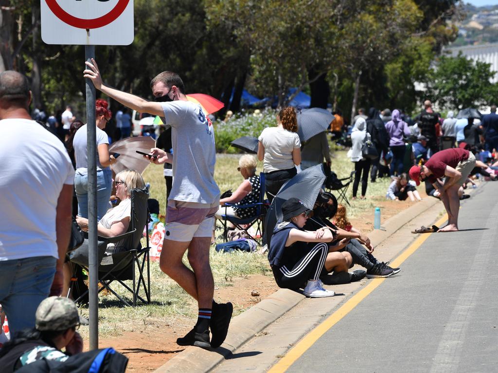 People queuing up at the Parafield Gardens COVID testing centre in Adelaide. Picture: David Mariuz/Getty Images