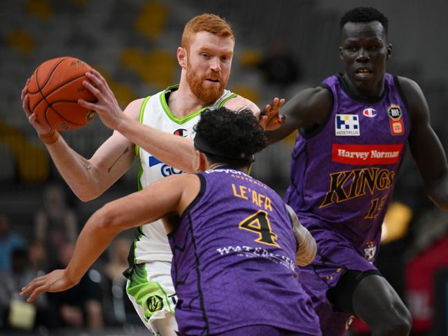 Angus Glover in action for the Phoenix against his former club. Picture: Getty Images