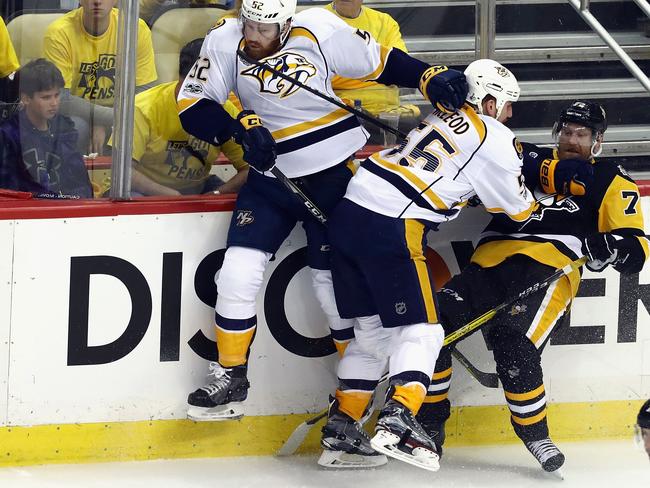 Penguins Prepare for 'Smashville' After 2-0 Lead Over Predators