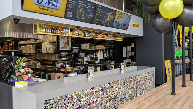 Mildura's new OTR service station and Guzman y Gomez. Picture: Michael DiFabrizio