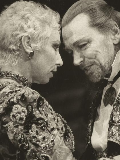 Volska and Bell in Macbeth in 1994.