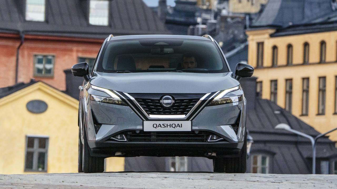 Nissan qashqai plug online in hybrid 2021