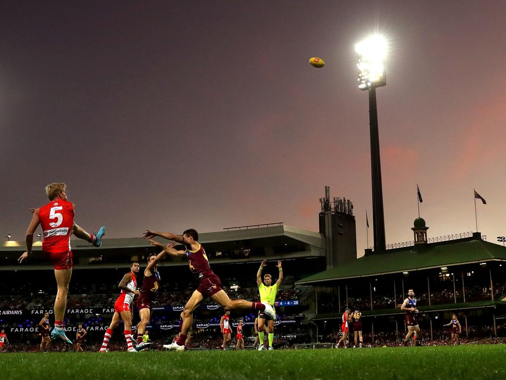 Isaac Heeney snaps a goal in Sydney’s Round 7 loss to Brisbane. Picture: Phil Hillyard/NCA