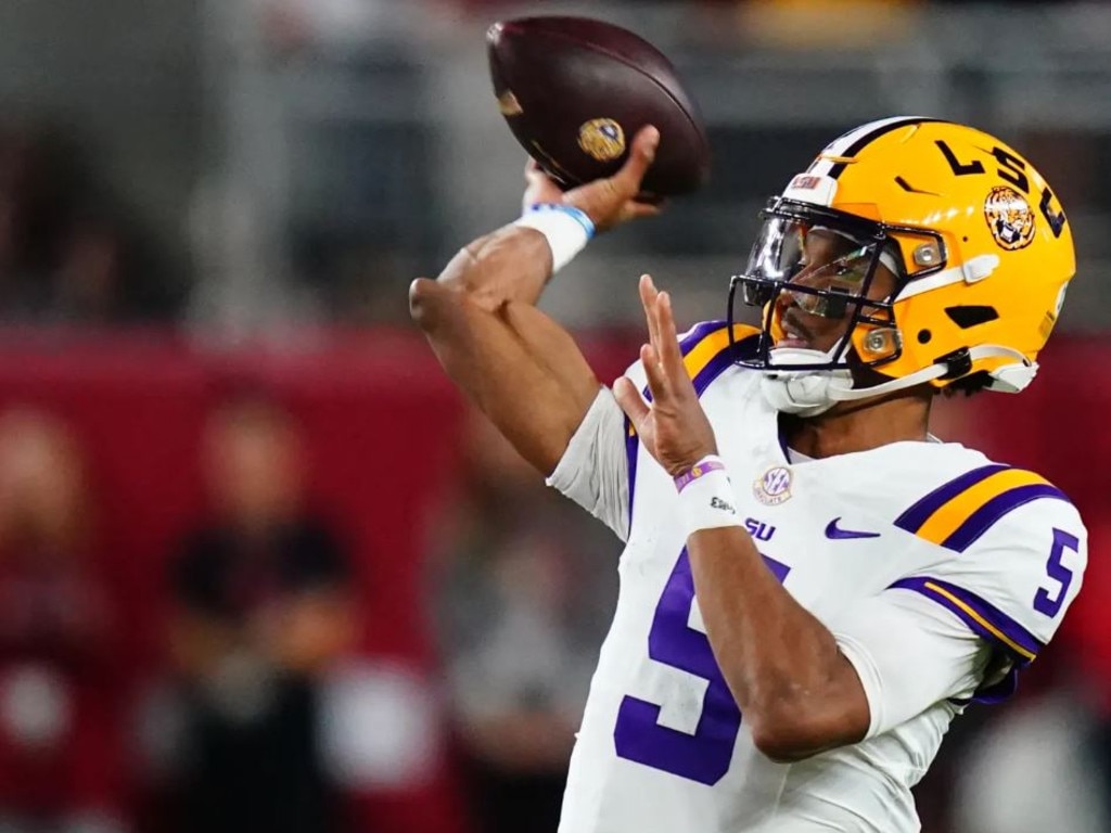 The internet needed to know what was going on with Jayden Daniels’ elbow in this picture. USA TODAY Sports via Reuters Con