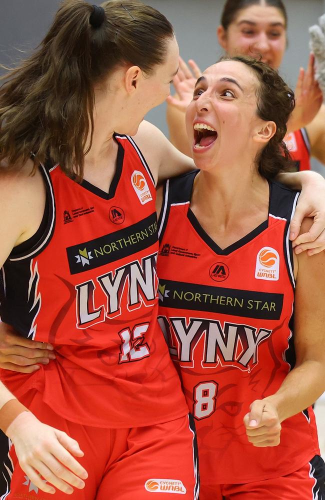 Alexandra Ciabattoni and Mac Clinch Hoycard celebrate the phenomenal win. (Photo by James Worsfold/Getty Images)