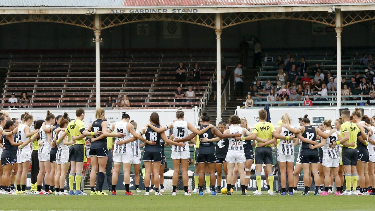 The Carlton and Collingwood players remember Jacinda Barclay.