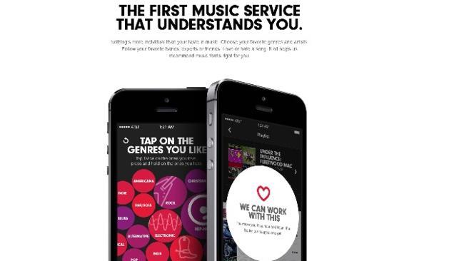 Beats Music service offers related tracks chosen by industry experts, not robotic algorithms. 