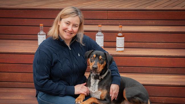 Distillery Dogs giving Winery Dogs a run for their money – Seppeltsfield Rd Distillers -Nicole Durdin & Chase