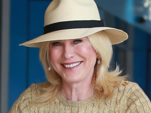 SUNDAY TELEGRAPH ***STRICTLY EMBARGOED FOR SUNDAY SEP4 TV COLUMN*** Kerri-Anne Kennerley arrives at Sydney International Airport, she is flying to London and Europe on assignment for Sunday Night.