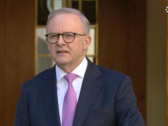 Albo goes off at reporters in big mood shift