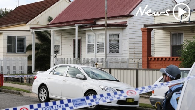 Police and emergency services have found a deceased newborn baby in the backyard of a Newcastle home in the suburb of Stockton. Police are currently searching for the mother of the baby.