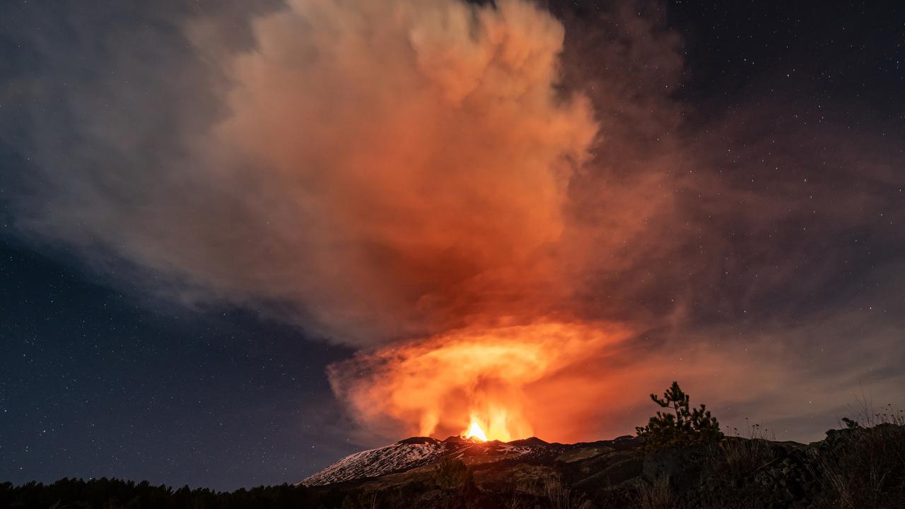 mount etna in eruption after