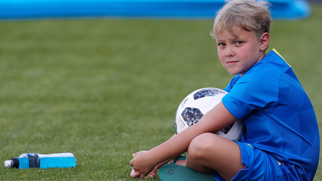 Children under the age of 12 have been banned from heading the football in training