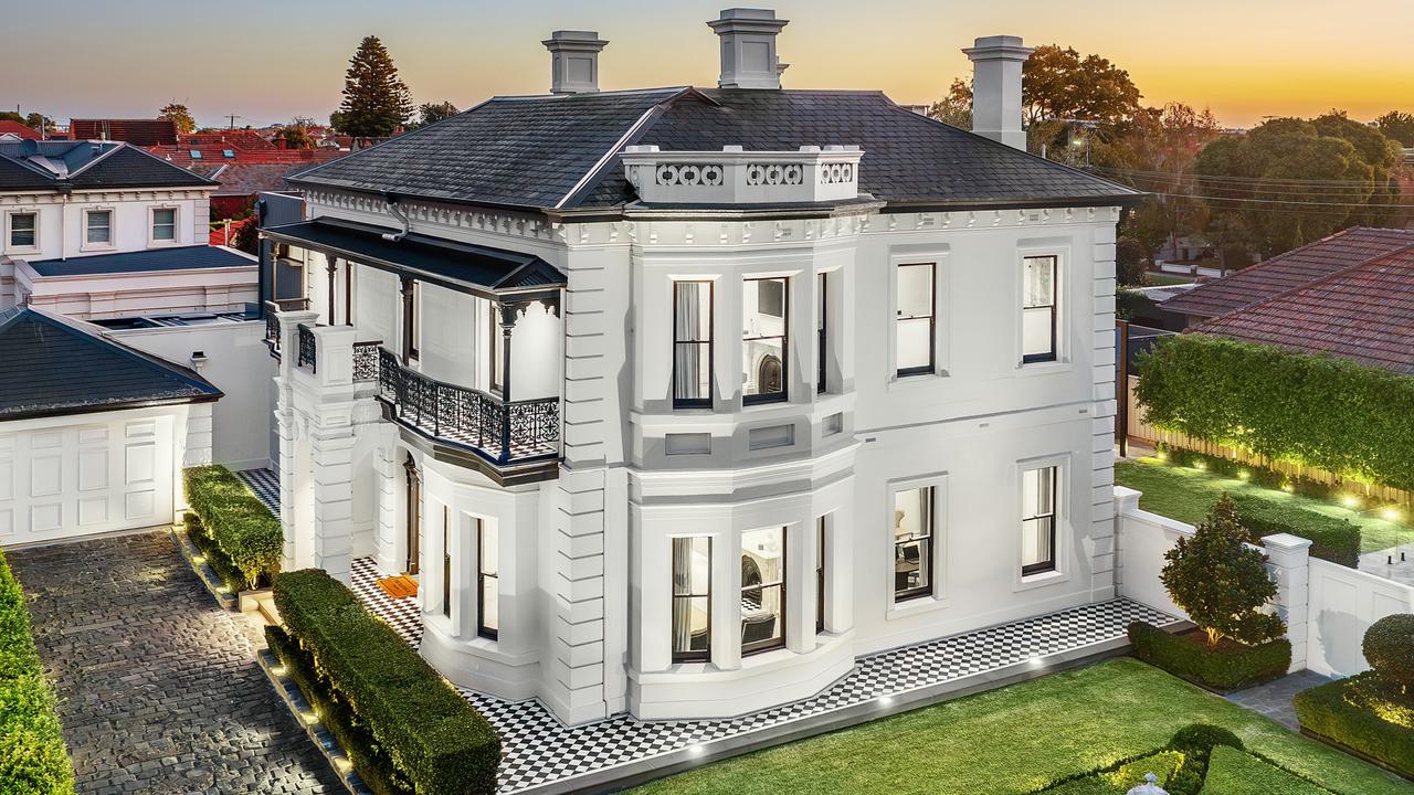 Must-see $9m Melb mansion stuns buyers