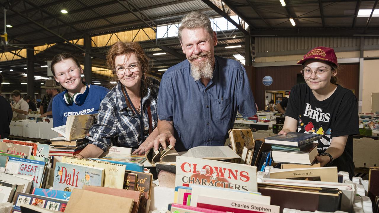 The Chronicle Lifeline Bookfest 2024 Photos, Video Townsville Bulletin