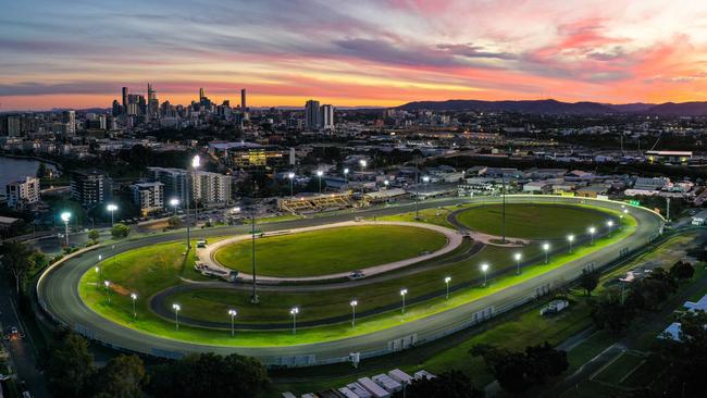 Drone shot of Albion Park harness racing - Photo: DroneIt Group.