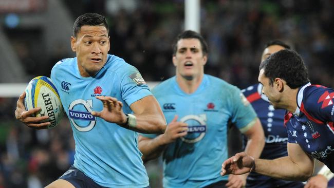 Israel Folau has equalled Peter Hewat’s record of 10 tries in a season for the Waratahs.