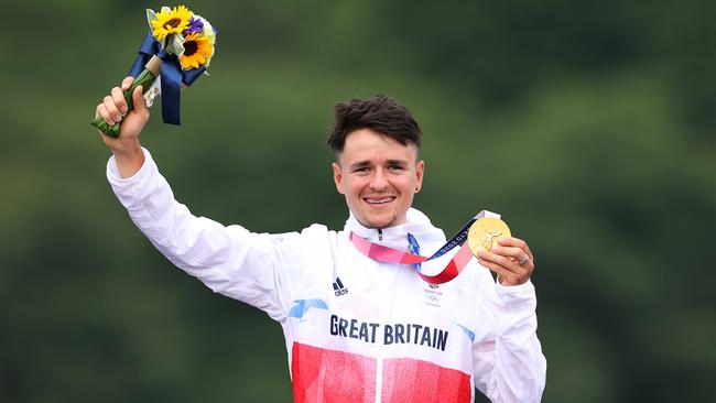 Thomas Pidcock of Team Great Britain poses with the gold medal after the Men's Cross-country race. Picture: Getty Images