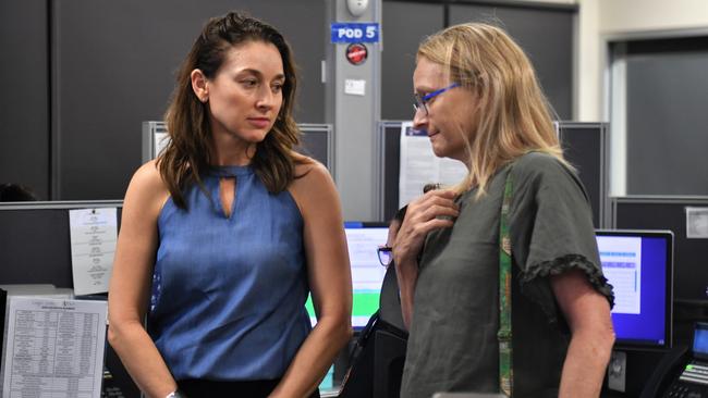 NT Coroner Elisabeth Armitage, right, and her counsel assisting Peggy Dwyer.