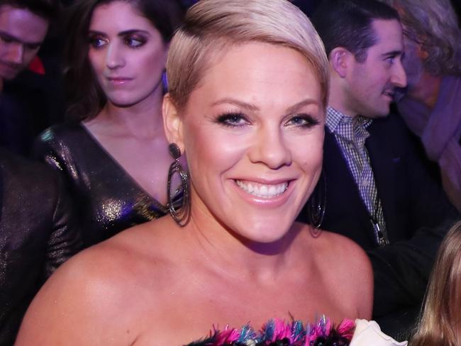 NEW YORK, NY - JANUARY 28:  (L-R) Recording artist Pink, Willow Sage Hart, Carey Hart and Judith Moore attend the 60th Annual GRAMMY Awards at Madison Square Garden on January 28, 2018 in New York City.  (Photo by Christopher Polk/Getty Images for NARAS)