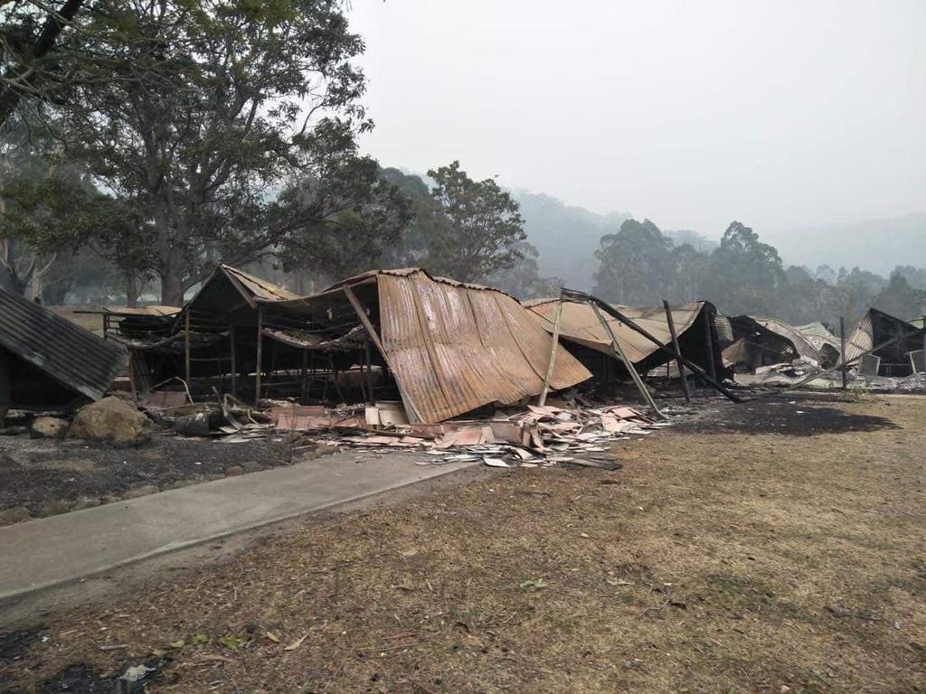 The Scots College Glengarry campus hit by Currowan bushfire | Daily ...