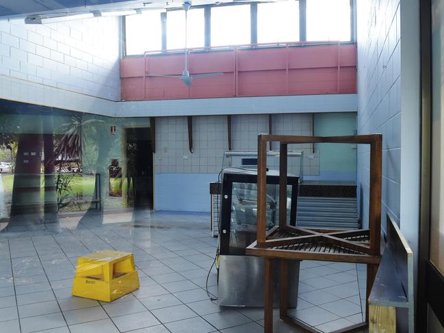 Empty buildings are seen in the Jabiru town centre on Thursday, November 1, 2018 Picture: Keri Megelus