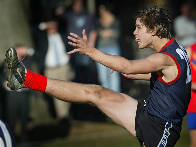 A young Tom Hawkins playing for Melbourne Grammar in 2004.