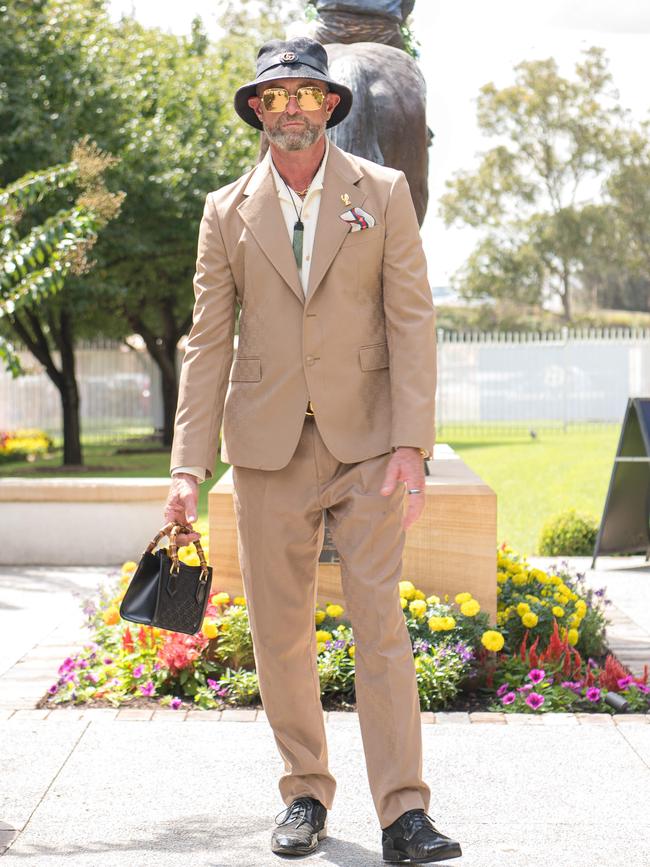 The fashion wasn’t just for the women, with many men striking a dapper figure on the day. Picture: NCA NewsWire / Flavio Brancaleone