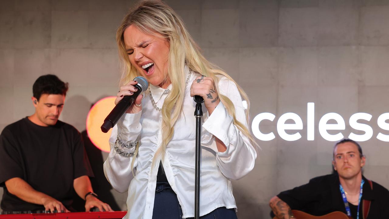 Tones and I knocked it out of the park with her powerful vocals at the MasterCard suite at the Australian Open. Picture: Supplied / MasterCard