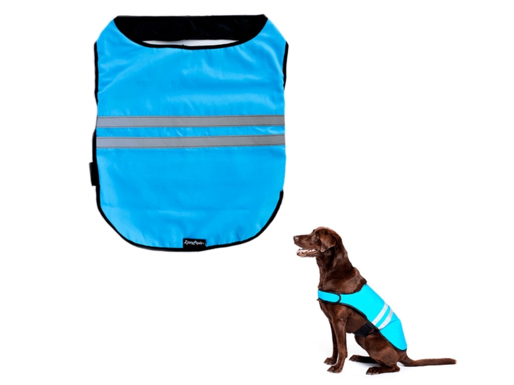 Zippypaws Dog Cooling Vest Blue. Picture: Pet Circle.