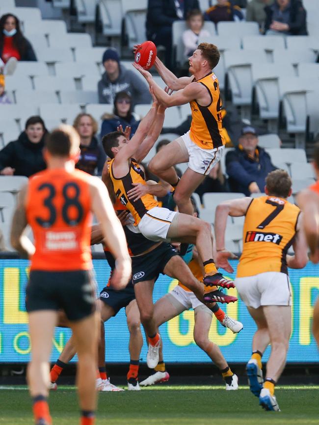 O’Brien flew back with the flight. Picture: Michael Willson/AFL Photos via Getty Images