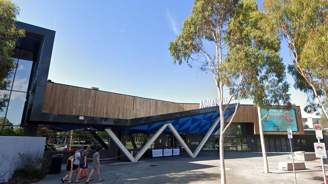 Customers and staff at AquaPulse in Hoppers Crossing were forced to evacuate after the gun scare. Photo: Google Maps