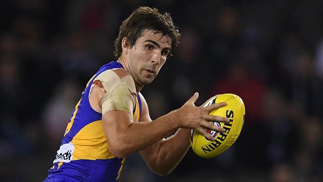 Andrew Gaff of the Eagles is seen in action during the Round 20 AFL match between the Carlton Blues and the West Coast Eagles at Marvel Stadium in Melbourne, Sunday, August 4, 2019. (AAP Image/Julian Smith) NO ARCHIVING, EDITORIAL USE ONLY