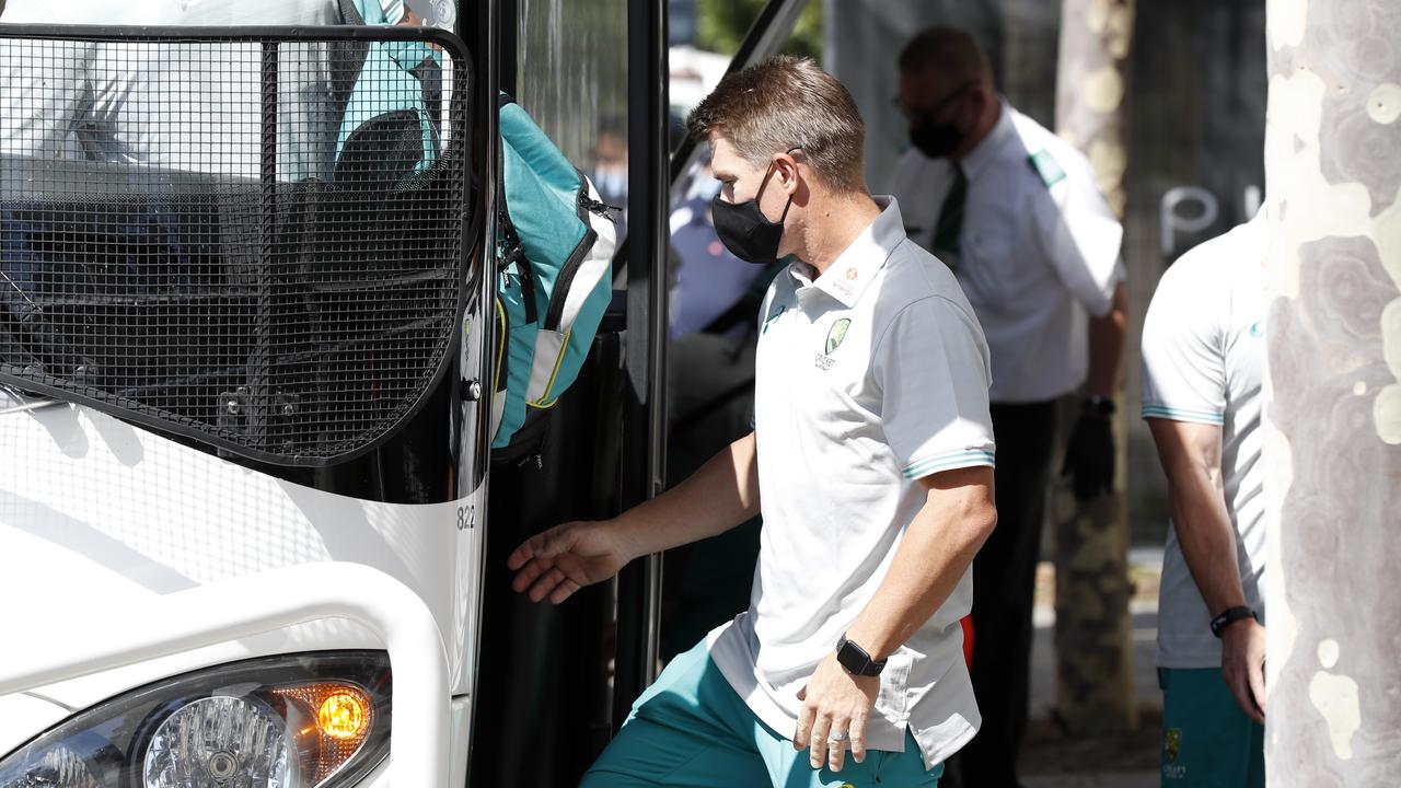 David Warner is batting a groin injury – but has been flown to Melbourne to avoid the Sydney COVID cluster. Picture: Jonathan Ng