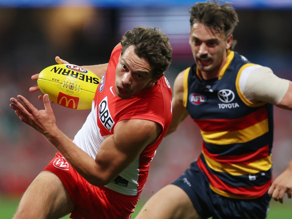 Oliver Florent gets away from Luke Nankervis. Picture: Mark Metcalfe/AFL Photos/via Getty Images