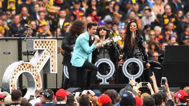 The Killers rocked the entertainment during the 2017 AFL grand final. Picture: Quinn Rooney/Getty Images