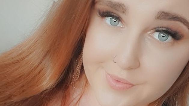 ​Trolls on social media have left young Gympie mother Arielle Kay feeling “like absolute sh-t” for speaking out on why she was getting the Covid vaccine.