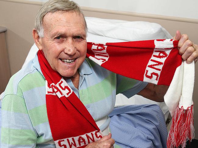 South Melbourne FC legend Bob Skilton in hospital Picture: Ian Currie