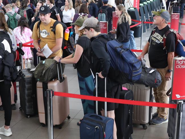 Daily Telegraph September 23/9/22. Departure s at the Sydney T2 domestic airport terminal is running ok at the moment .picture John Grainger