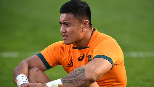 SAN JUAN, ARGENTINA - AUGUST 13: Len Ikitau of Australia reacts after losing a Rugby Championship match between Argentina Pumas and Australian Wallabies at San Juan del Bicentenario Stadium on August 13, 2022 in San Juan, Argentina. (Photo by Rodrigo Valle/Getty Images)