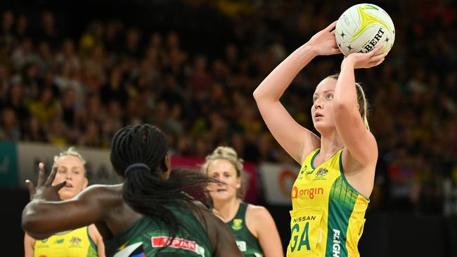 Sophie Dwyer of the Diamonds in action during game one of the International Test series between Australia Diamonds and South Africa Proteas at Cairns Convention Centre. Photo: Getty Images