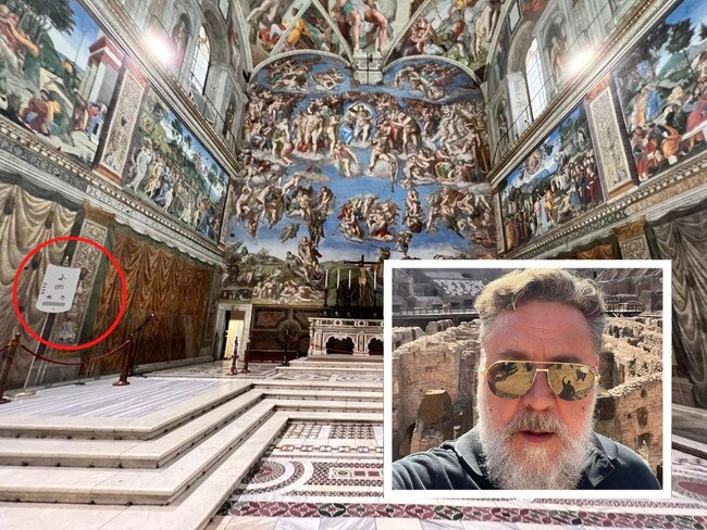 Russell Crowe slammed over tourist photo