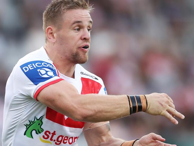 WOLLONGONG, AUSTRALIA - MAY 02:  Matt Dufty of the Dragons passes during the round eight NRL match between the St George Illawarra Dragons and the Wests Tigers at WIN Stadium, on May 02, 2021, in Wollongong, Australia. (Photo by Matt King/Getty Images)