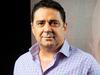 Who takes the mics in the AFL commentary dream team?