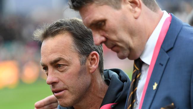 Reeves and former Hawthorn coach Alastair Clarkson. (AAP Image/Julian Smith)