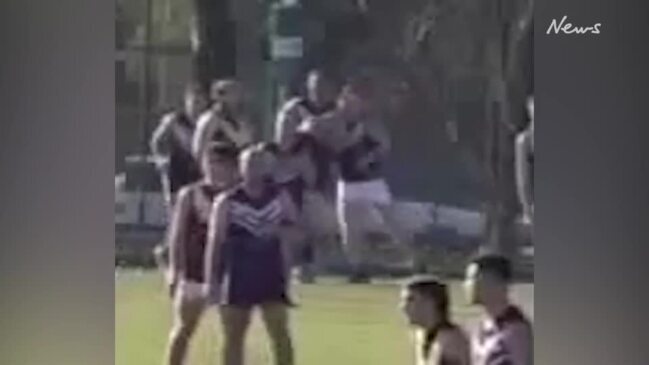 Cameron Cloke suffers coward hit before first bounce