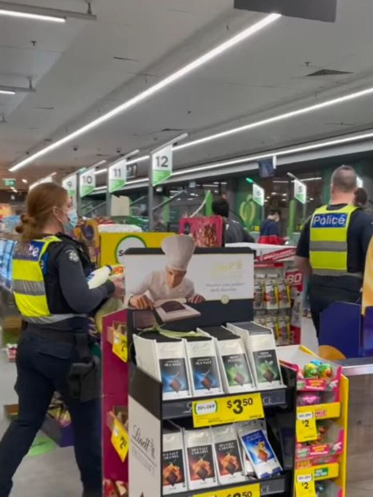 They proceeded inside and bought a bag of groceries for the man. Picture: Adele Barbaro/Facebook