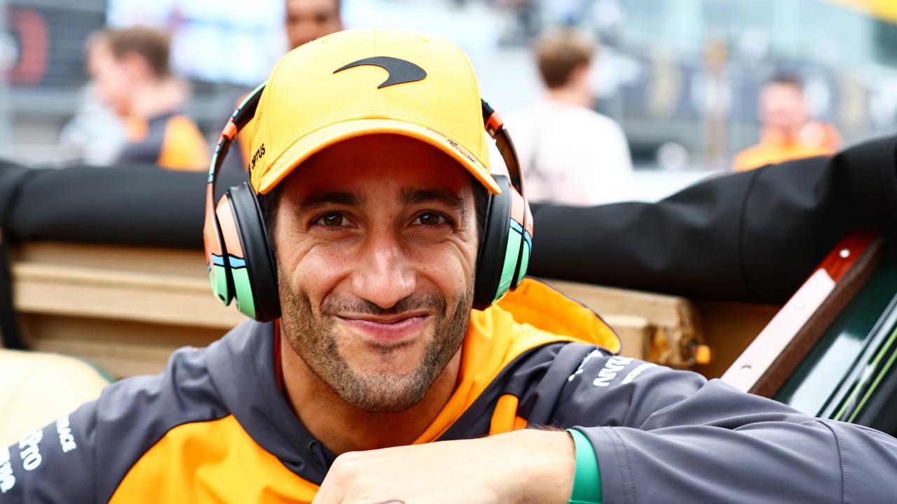 Red Bull confirm Ricciardo to return as third driver in 2023