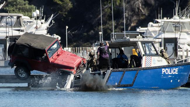 Police tried to negotiate with the man for about an hour before he drove his car into the Swan River. Picture: Michael Wilson/ The West Australian/ NewsWire