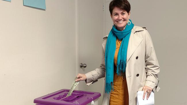 Caz Heise, teal independent candidate for the seat of Cowper, casting her vote at Port Macquarie.